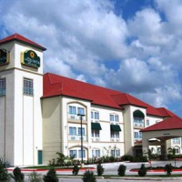 Отель La Quinta Inn & Suites Mercedes в городе Мерседес, США