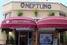 Отель Aparthotel Neptuno Tenerife в городе Коста Адехе, Испания