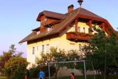 Отель Bauernhof Ferienranch Wernhof Vacation Homes Glanegg в городе Гланег, Австрия