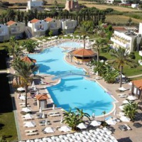 Отель Zorbas Beach Hotel в городе Тингаки, Греция