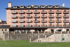 Отель Parador de Cervera de Pisuerga Hotel в городе Кастрехон-де-ла-Пенья, Испания