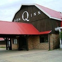Отель Don Q Inn Dodgeville в городе Доджевилл, США