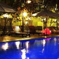 Отель Tree House Hotel в городе Сисакет, Таиланд