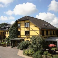 Отель Hotel Butgenbacher-Hof в городе Бютгенбах, Бельгия
