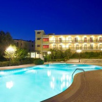 Отель Acharnis Kavallari Hotel Suites в городе Ахарнес, Греция