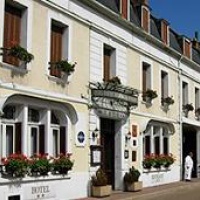 Отель Hotel de l'Est в городе Сен-Флорентен, Франция