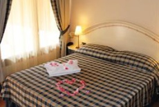 Отель Motel 7 Laghi в городе Кастеллетто-ди-Брандуццо, Италия