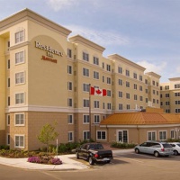 Отель Residence Inn by Marriott Mississauga-Airport Corporate Centre West в городе Миссиссога, Канада
