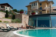 Отель La Quiete Resort в городе Ромено, Италия