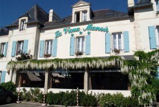 Отель Hotel Le Vieux Manoir в городе Динар, Франция