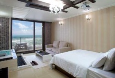 Отель Dream Beach Pension в городе Каннын, Южная Корея