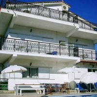 Отель Villa Denise Studios and Apartments в городе Аргасси, Греция