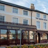 Отель The Queen Hotel- A JD Wetherspoon hotel в городе Алдершот, Великобритания