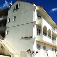 Отель Filoxenia Apartments в городе Порос, Греция