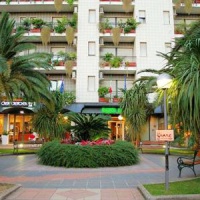 Отель Rondo Hotel в городе Бари, Италия