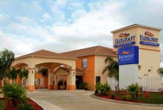 Отель Baymont Inn & Suites - Sulphur West Lake Charles в городе Карлисс, США