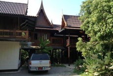 Отель Ruen Pathalika в городе Ампхава, Таиланд
