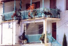 Отель Papanikola Guesthouse в городе Пиана, Греция