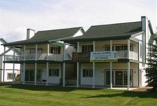 Отель Chief Golf Cottages Bellaire в городе Беллер, США