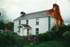 Отель Rushfield Farmhouse Bed & Breakfast Carrick-on-Shannon в городе Каррик-он-Шаннон, Ирландия