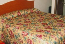 Отель Sleep-ees Motel в городе Shields, США