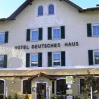 Отель Hotel Deutsches Haus Sonthofen в городе Зонтхофен, Германия
