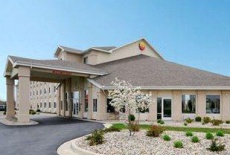 Отель Comfort Inn & Suites Dimondale в городе Даймондейл, США