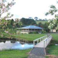 Отель Buttercup Cottage and Private Apartment в городе Мерриджиг, Австралия