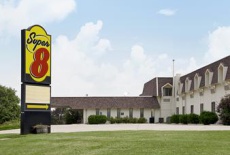 Отель Super 8 Motel Washington (Iowa) в городе Коламбус Джанкшен, США