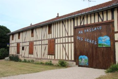 Отель Au Passage des Grues в городе Drosnay, Франция