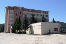 Отель Ubytovaci Komplex Leo в городе Нове-Место-над-Вагом, Словакия