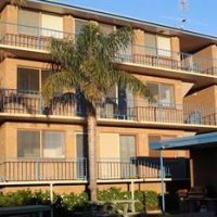 Отель Narooma Palms Holiday Apartments в городе Нарума, Австралия