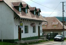 Отель Jazmin Panzio Transdanubia в городе Баконьбель, Венгрия