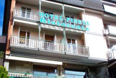 Отель Hotel Pineta Loiano в городе Лояно, Италия