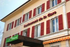 Отель Hotel De La Gare & Du Parc в городе Сэньлежье, Швейцария