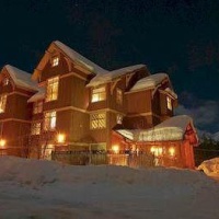 Отель Timberline Lodges - Platinum by FLC в городе Ферни, Канада