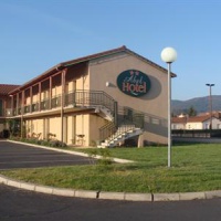 Отель Abel Hotel в городе Сент-Аркон-д'Алье, Франция