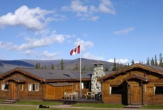 Отель Dalton Trail Lodge в городе Хейнс-Джанкшен, Канада