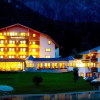 Отель Wellnesshotel Schwarzbrunn в городе Штанс, Австрия