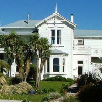 Отель Historic Sennen House Boutique Accommodation в городе Пиктон, Новая Зеландия