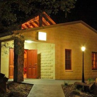 Отель Honeysuckle Cottages в городе Стэнтхорп, Австралия