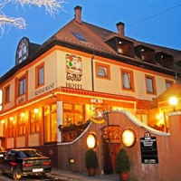 Отель Hotel Bacchus в городе Кестхей, Венгрия