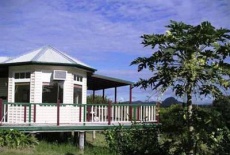 Отель Noosa Avalon Farm Cottages в городе Помона, Австралия