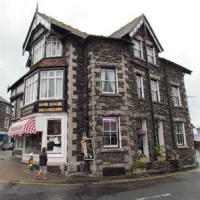 Отель Holmlea Guest House Bowness-on-Windermere в городе Боунесс-он-Уиндермир, Великобритания