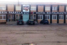 Отель Parrilla Km 212 в городе Мадригалехо-дель-Монте, Испания