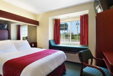 Отель Microtel Inn & Suites Brandon в городе Брандон, США