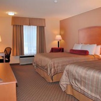 Отель BEST WESTERN Mountain Retreat Hotel в городе Фурри Крик, Канада