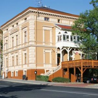 Отель Hotel Mertin в городе Хомутов, Чехия