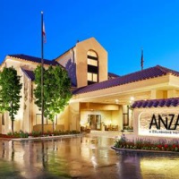Отель The Anza - a Calabasas Hotel в городе Калабасас, США