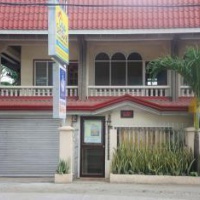 Отель Casa Sandoval Pension House & Restaurant в городе Баис, Филиппины